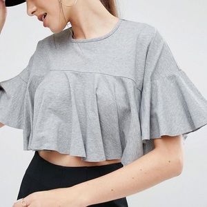 Kendall & Kylie Crop Flutter Sleeve Top | Gray | L